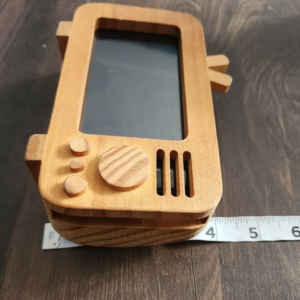 Wooden Retro Television Hands Free Cellphone Holder